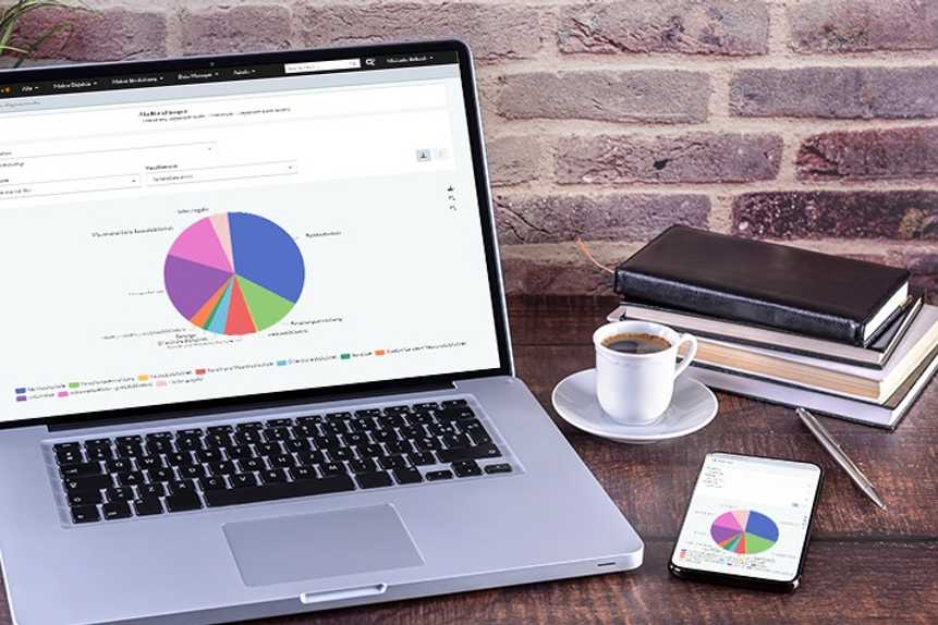 Ansicht von zwei Endgeräten (Computer und Smartphone) mit LAS:eR auf dem Display